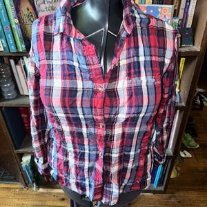 American Eagle red plaid concert button down oversized shirt